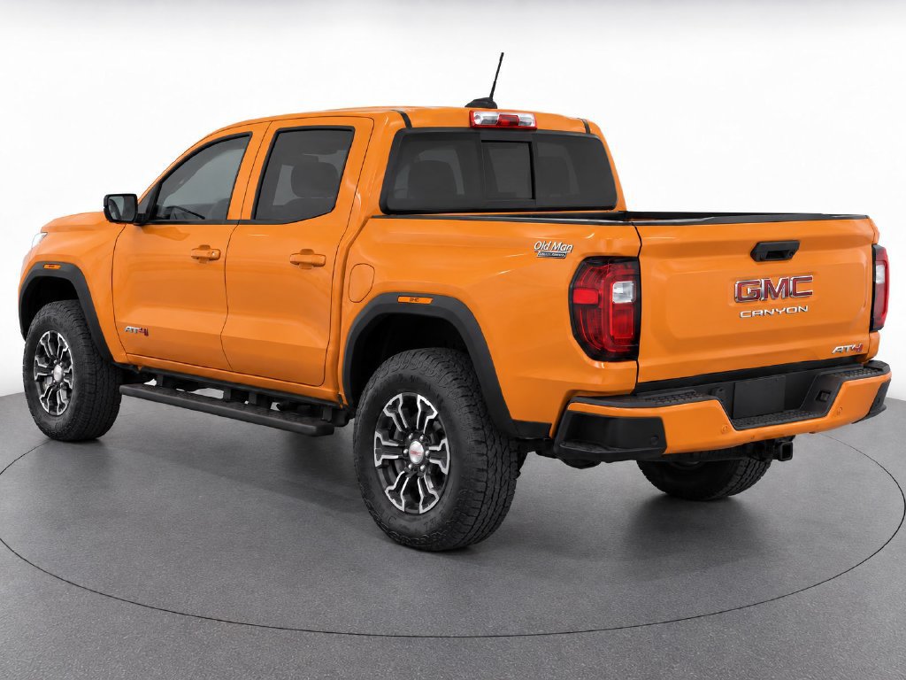 Used 2025 GMC Canyon AT4 AWD/4WD image 3