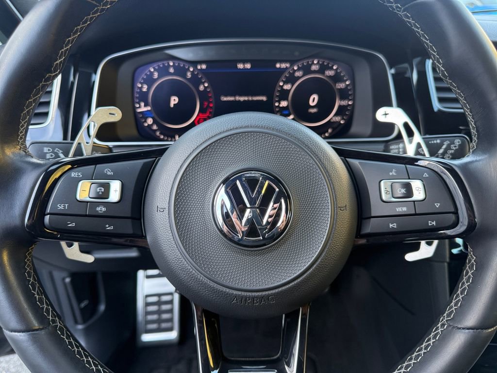 Used 2019 Volkswagen Golf R 4-Door image 19
