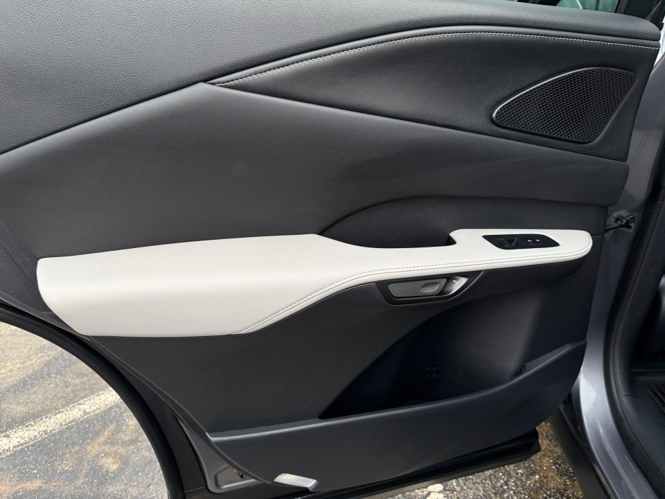 Used 2023 Lexus RX 350h w/ Cold Area Package AWD/4WD image 21