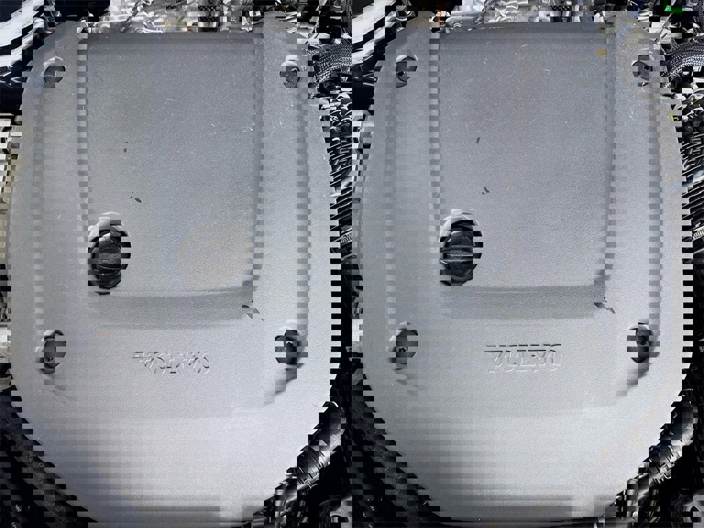 Certified 2026 Volvo XC90 B6 Core image 32