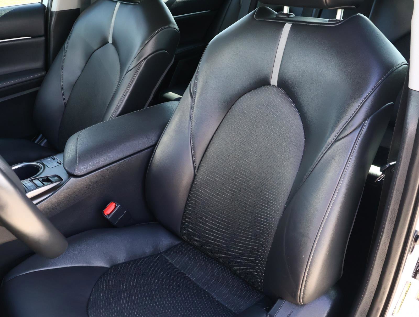 Used 2024 Toyota Camry XSE image 14