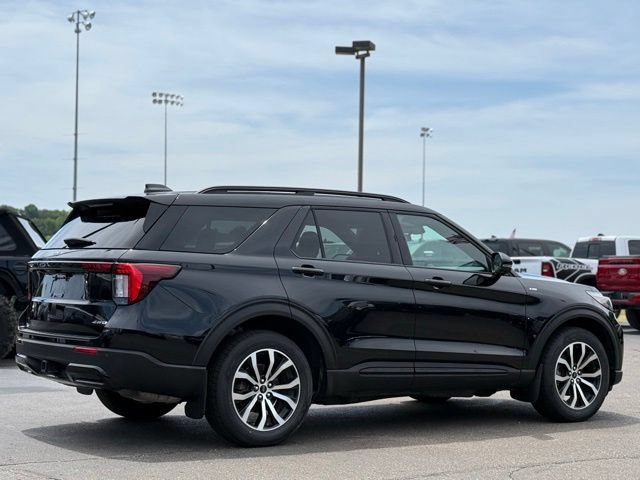 Used 2025 Ford Explorer ST-Line AWD/4WD image 39