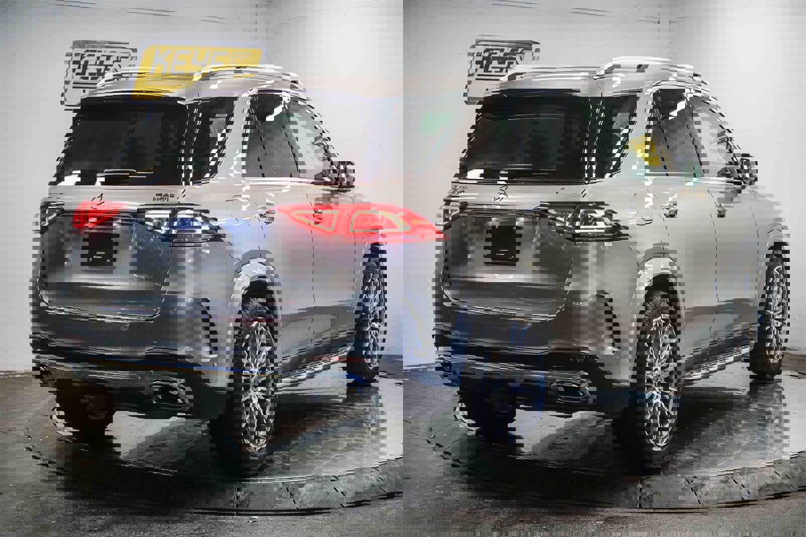 Used 2022 Mercedes-Benz GLE 450 4MATIC image 4