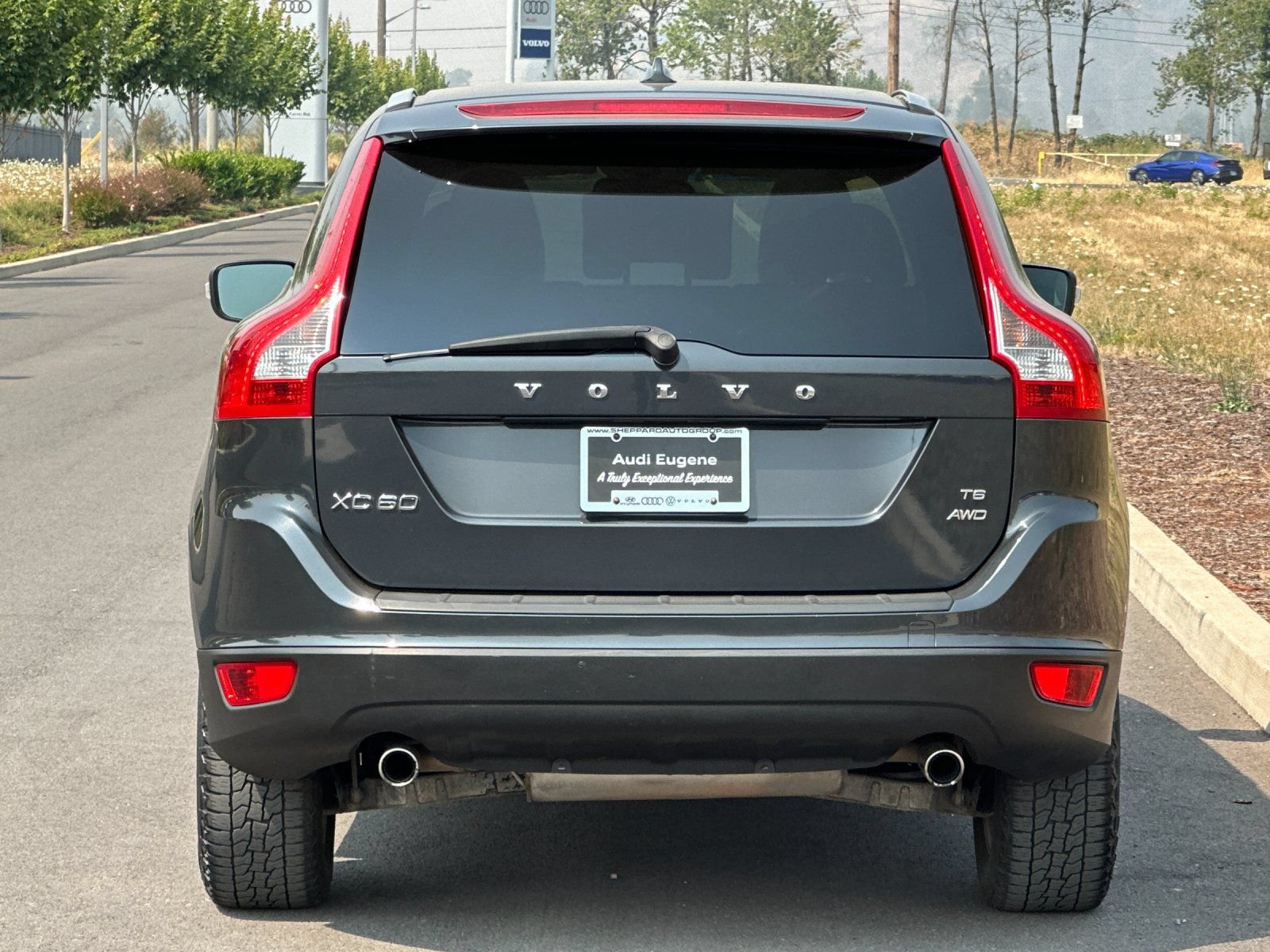 Used 2010 Volvo XC60 T6 AWD/4WD image 4