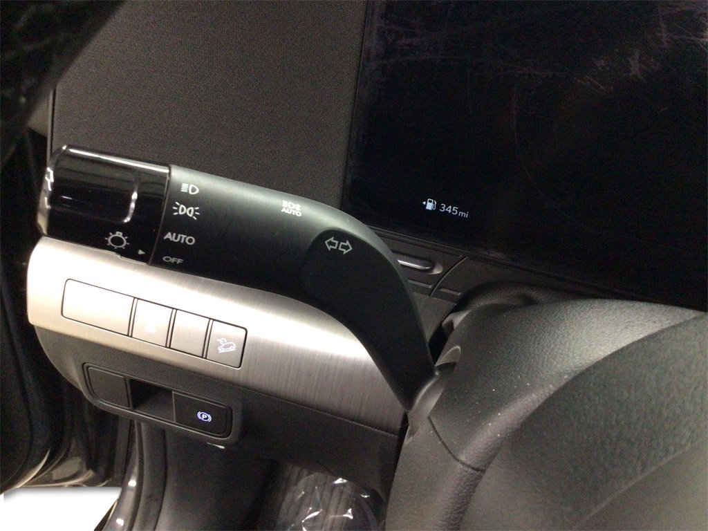 Used 2024 Hyundai Kona SEL w/ Convenience Package image 18