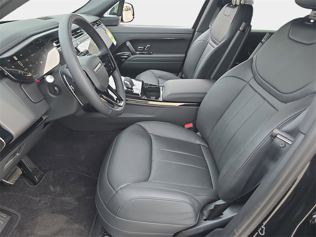 New 2026 Land Rover Range Rover Sport Dynamic SE image 16