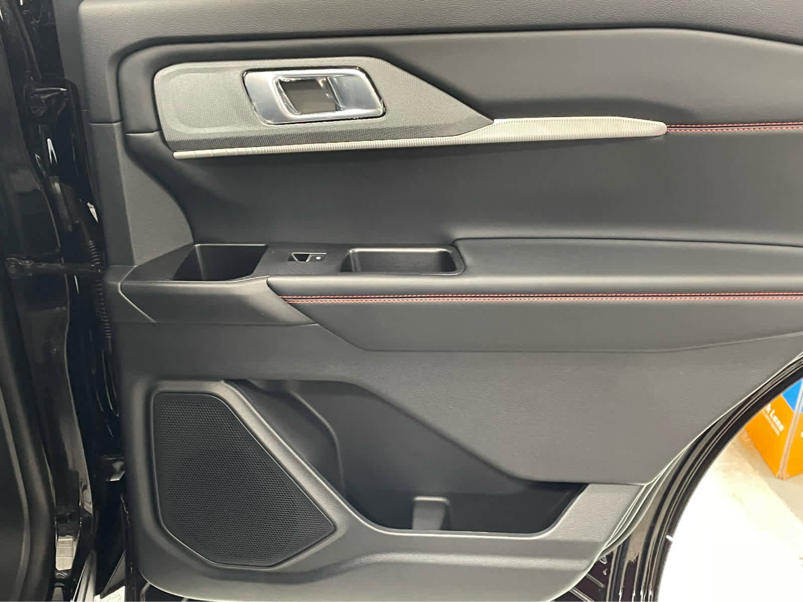 New 2026 Ford Explorer ST-Line image 25