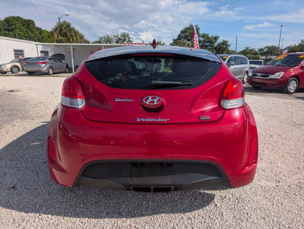Used 2014 Hyundai Veloster RE:FLEX Edition image 6