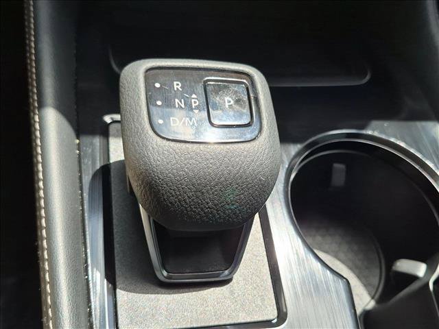 Used 2023 Nissan Rogue SL w/ SL Premium Package FWD image 12