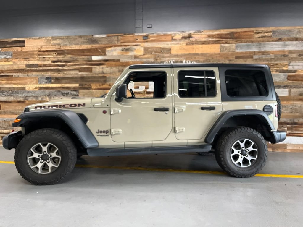 Used 2022 Jeep Wrangler Unlimited Rubicon w/ Cold Weather Group AWD/4WD image 20