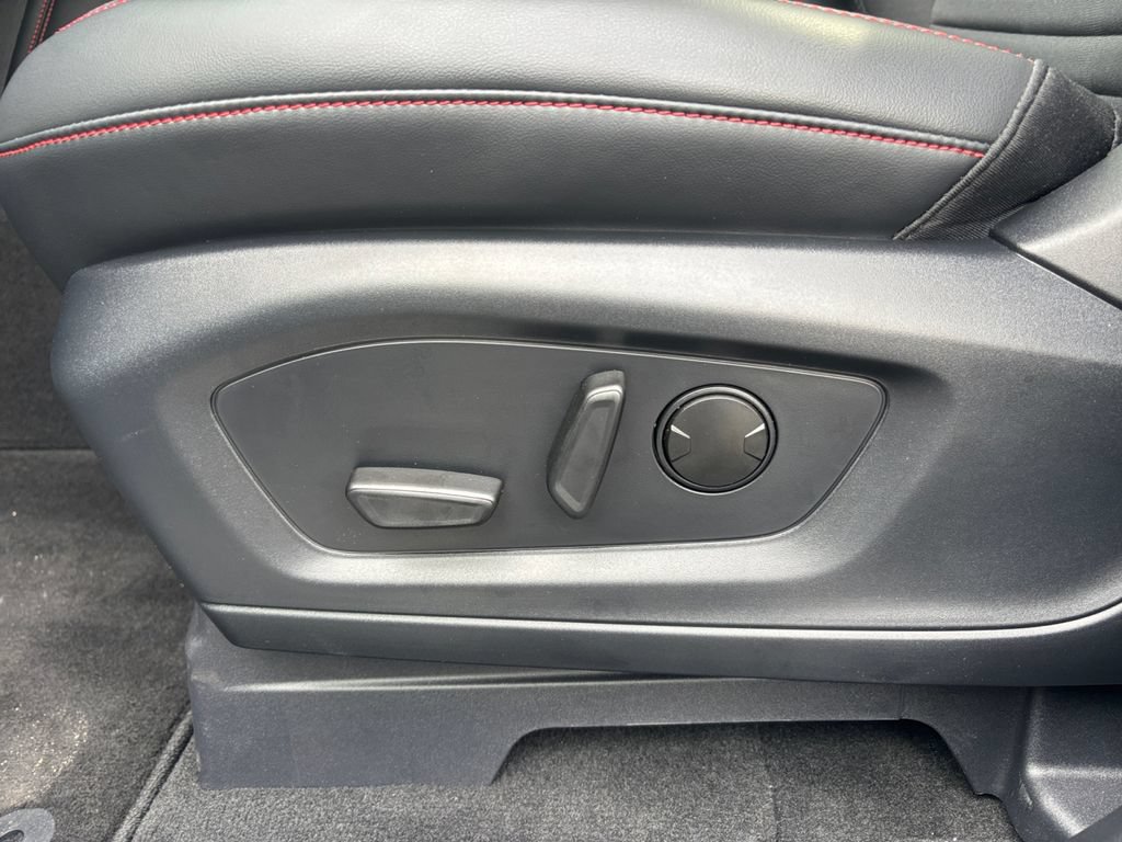New 2026 Ford Explorer ST-Line w/ ST-Line Street Pack AWD/4WD image 18