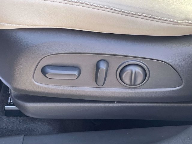 Used 2025 Buick Encore GX Preferred w/ Comfort Package FWD image 17