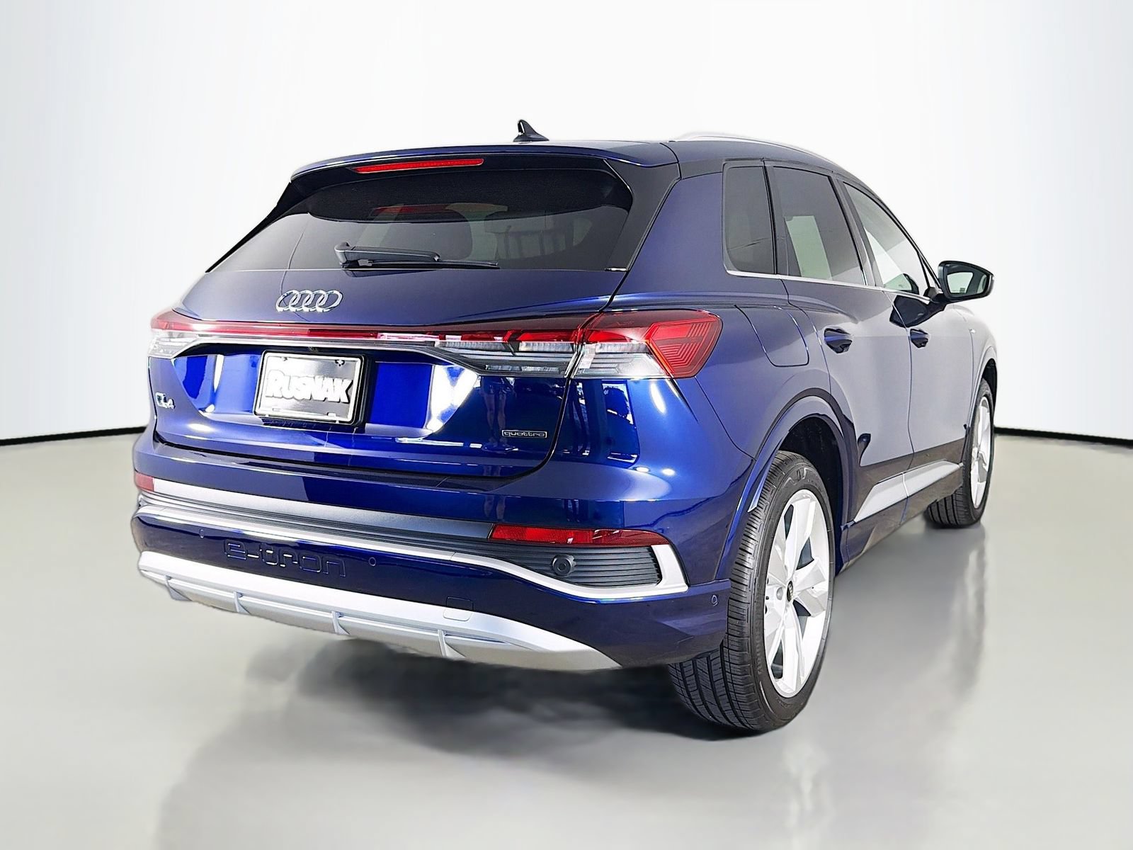 Certified 2023 Audi Q4 e-tron Prestige w/ 20" Wheel Package AWD/4WD image 7