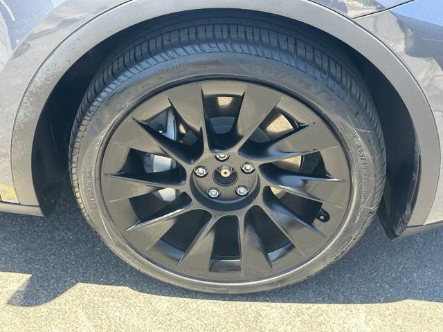 Used 2020 Tesla Model Y Long Range AWD/4WD image 14