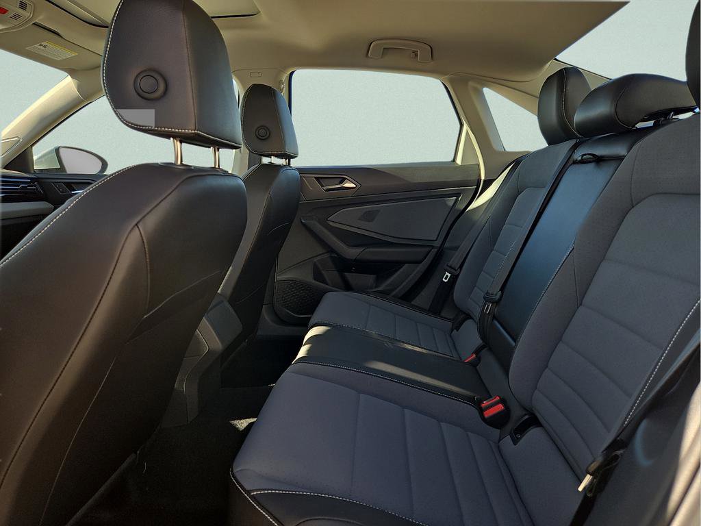 New 2026 Volkswagen Jetta SE image 11
