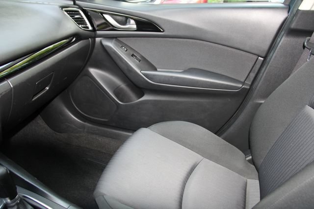Used 2014 MAZDA MAZDA3 i Sport FWD image 26