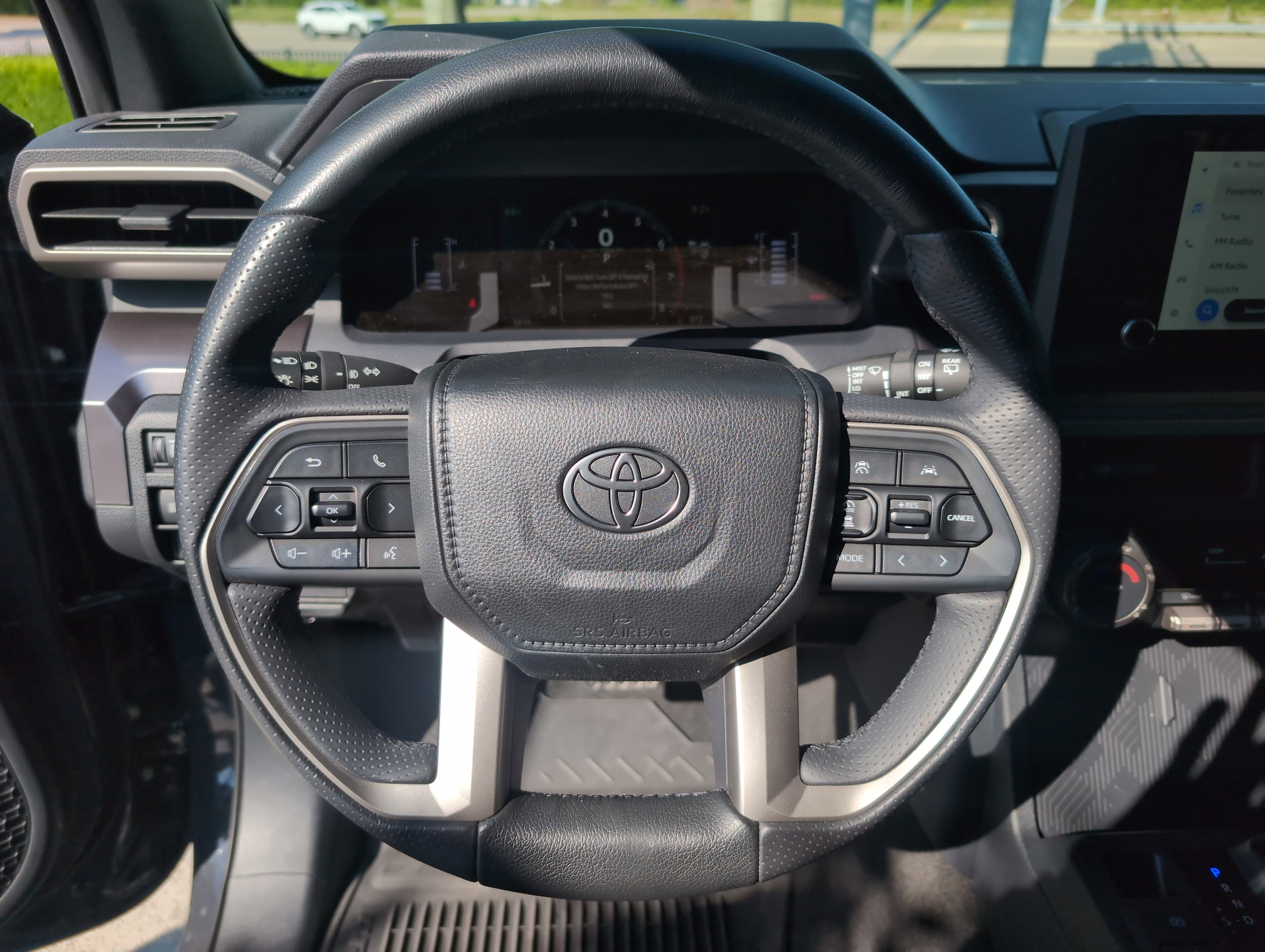 Certified 2025 Toyota 4Runner SR5 AWD/4WD image 8