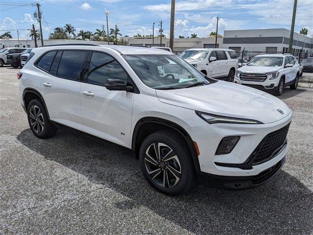 New 2025 Buick Enclave Sport Touring w/ Super Cruise Package image 2