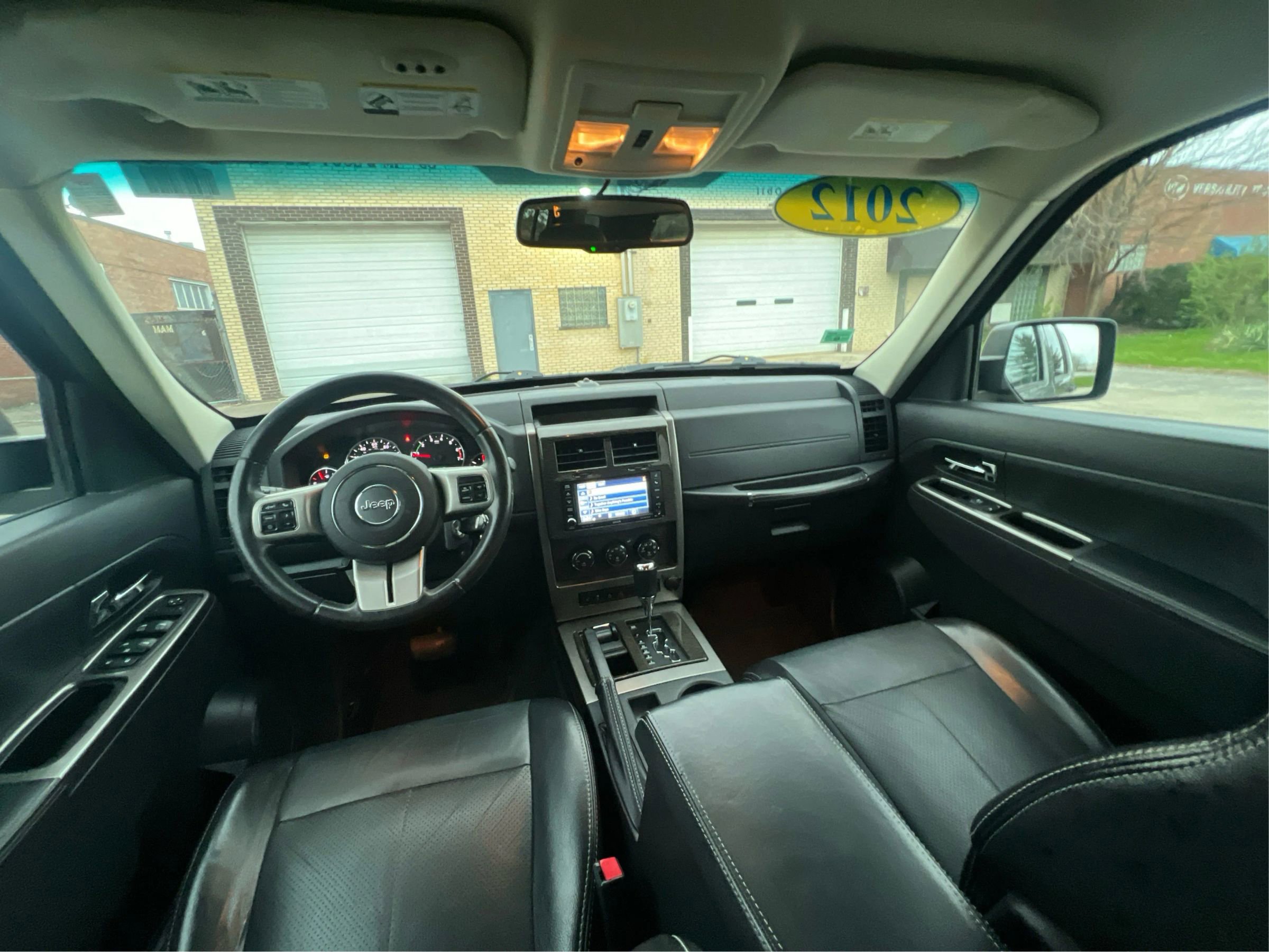 Used 2012 Jeep Liberty Limited Jet w/ Comfort/Convenience Group AWD/4WD image 28