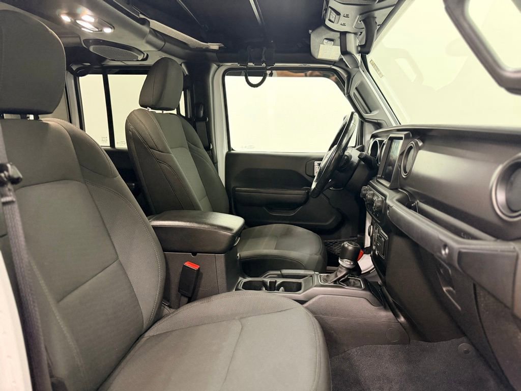 Used 2022 Jeep Gladiator Sport AWD/4WD image 19