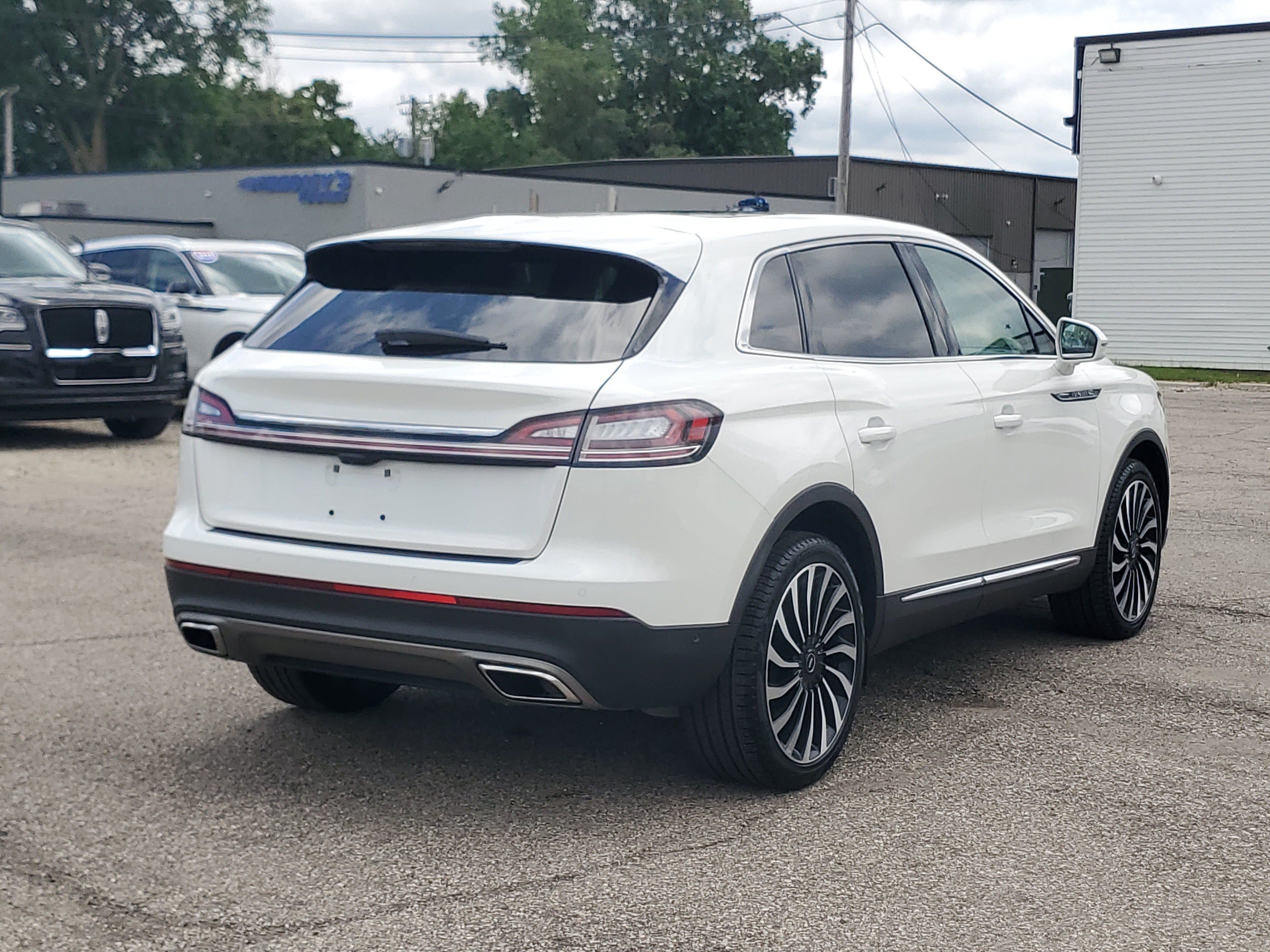 Certified 2023 Lincoln Nautilus Black Label AWD/4WD image 6