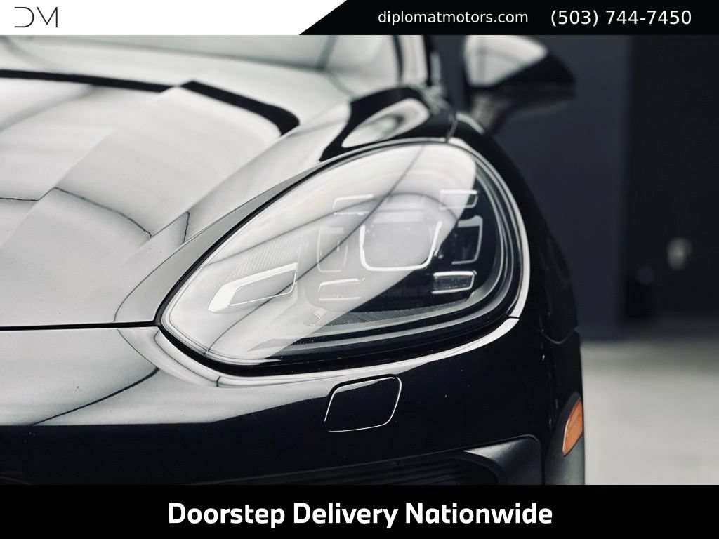 Used 2015 Porsche Cayenne Turbo AWD/4WD image 13