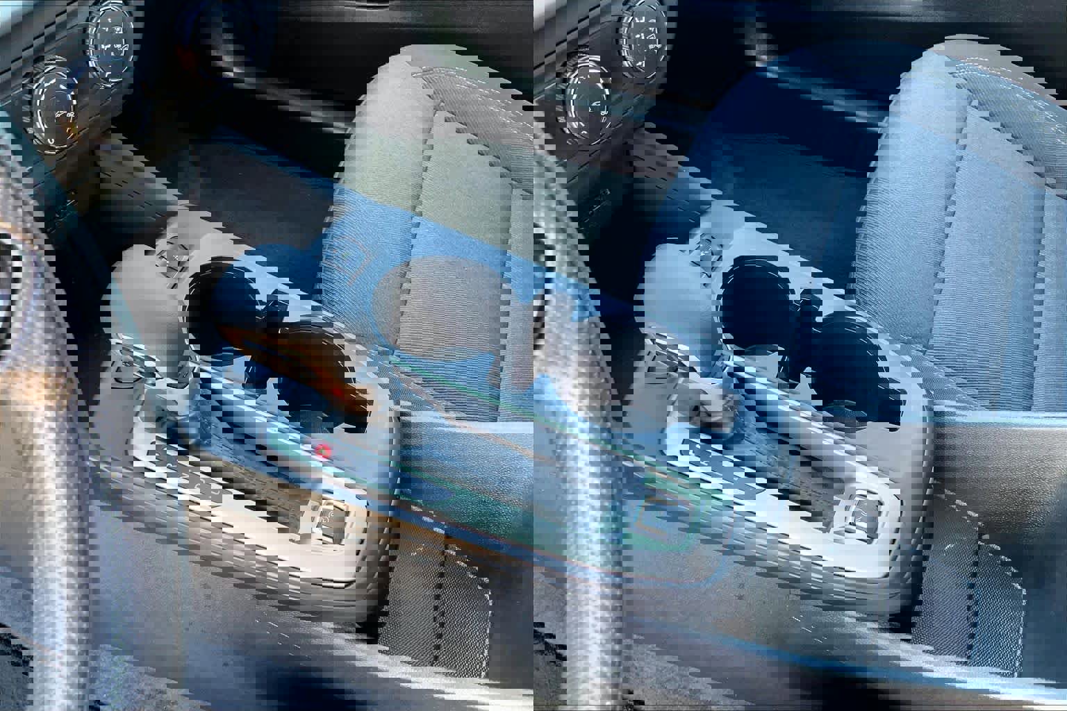 Used 2025 Chevrolet Trax LS image 17