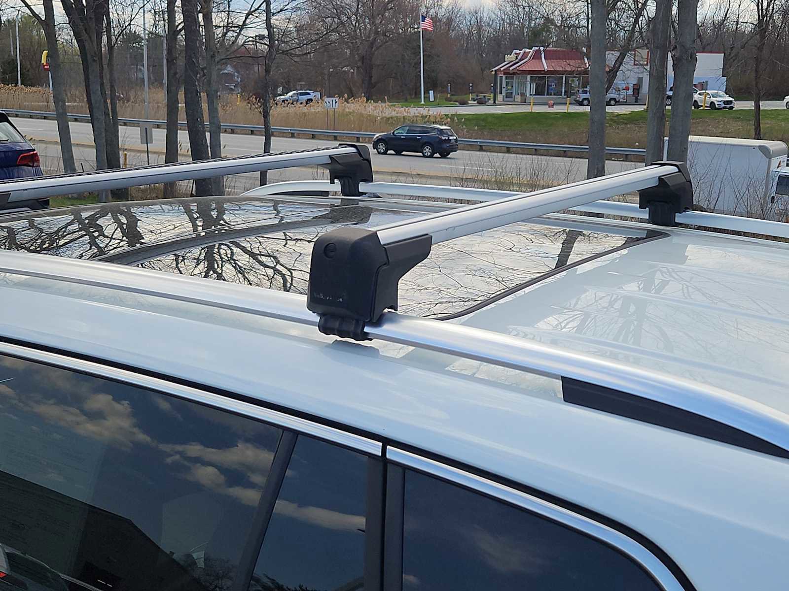 Certified 2023 Volkswagen Tiguan SE w/ Panoramic Sunroof Package image 21
