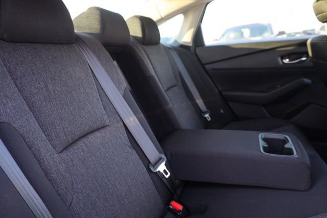 Used 2025 Honda Accord SE image 32