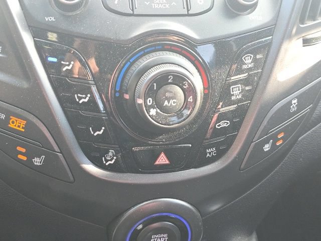 Used 2017 Hyundai Veloster Turbo FWD image 8