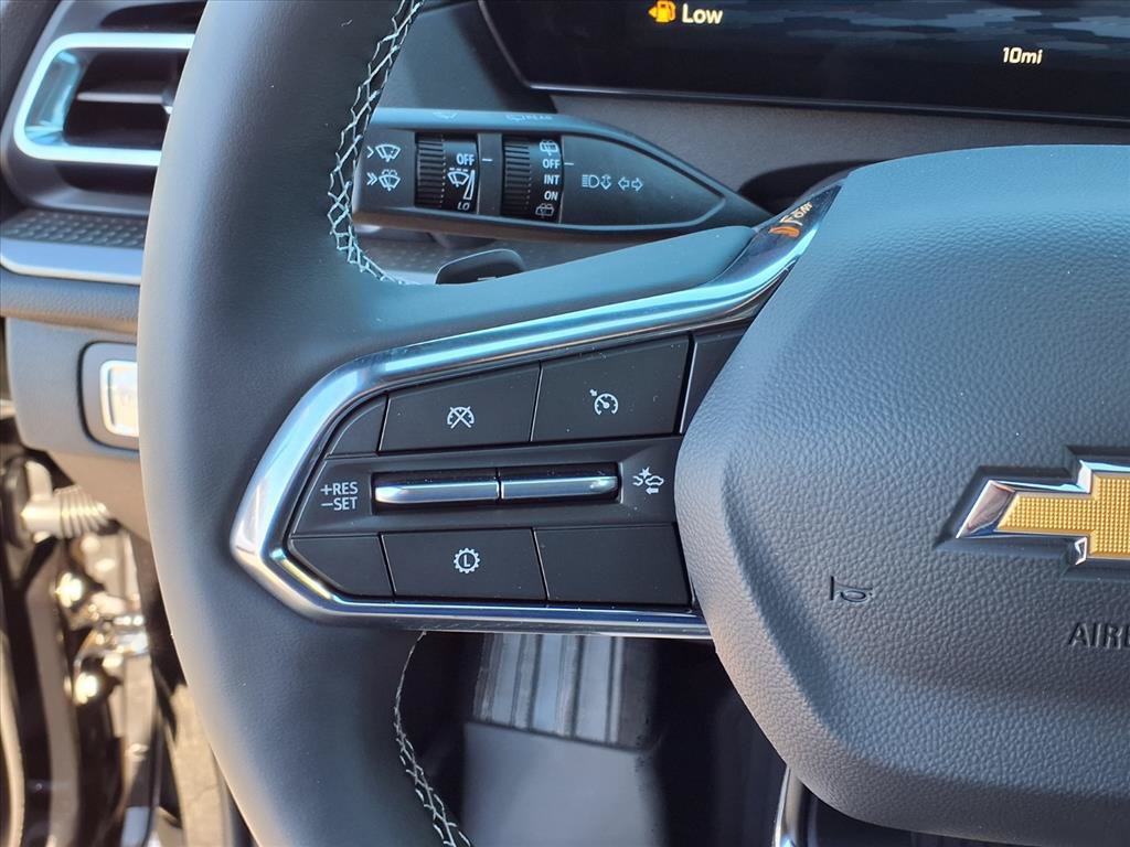 New 2026 Chevrolet Traverse LT w/ Driver Confidence Package FWD image 18