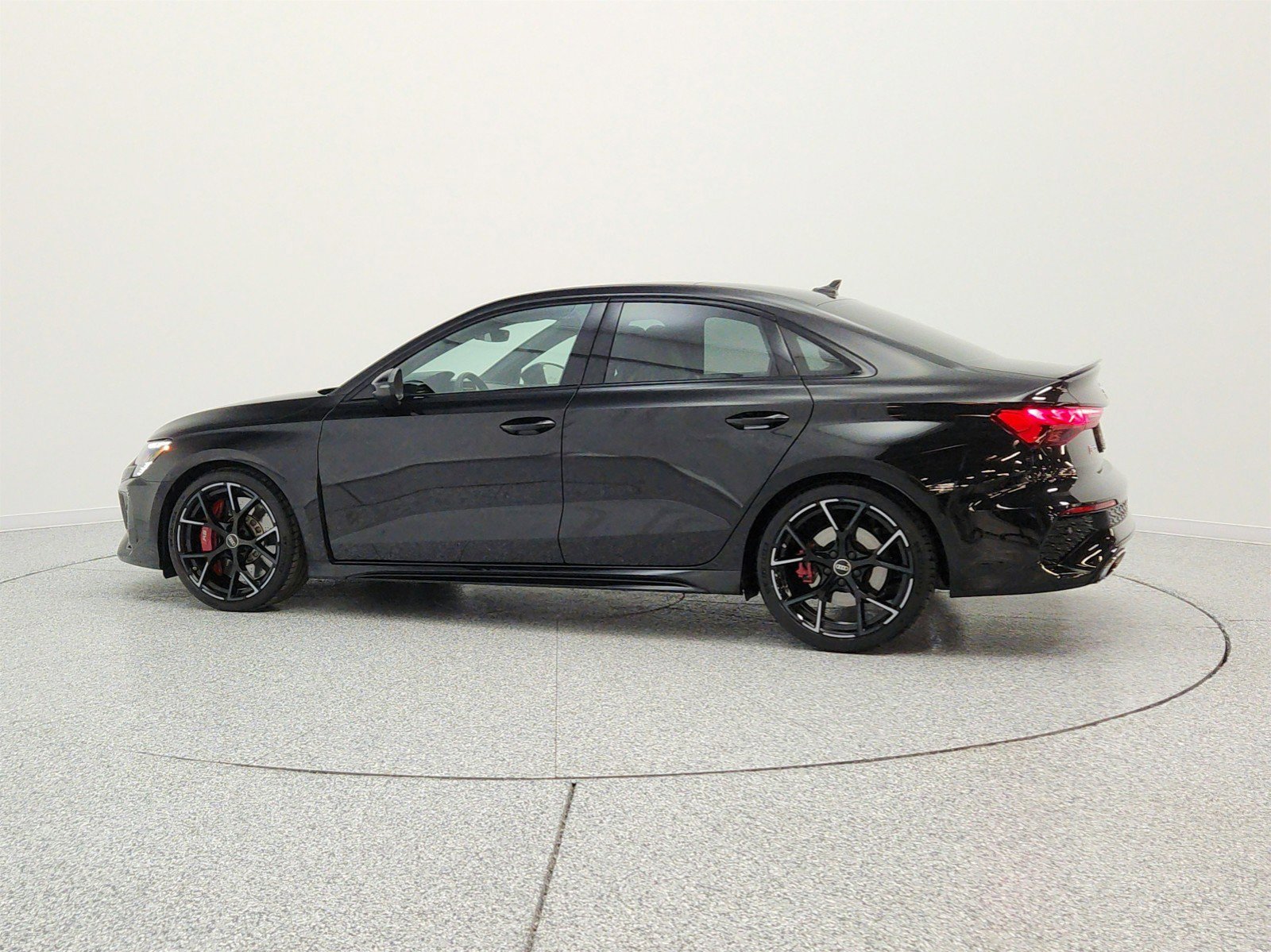 Used 2022 Audi RS 3 AWD/4WD image 8