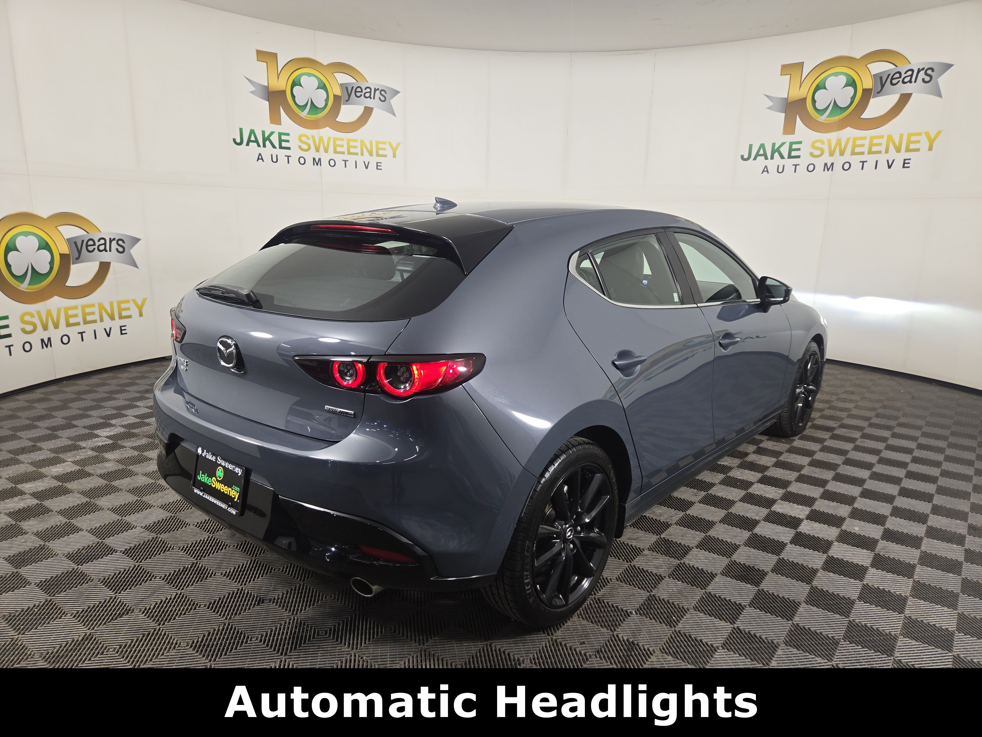 Used 2019 MAZDA MAZDA3 AWD Hatchback w/ Premium Pkg image 9