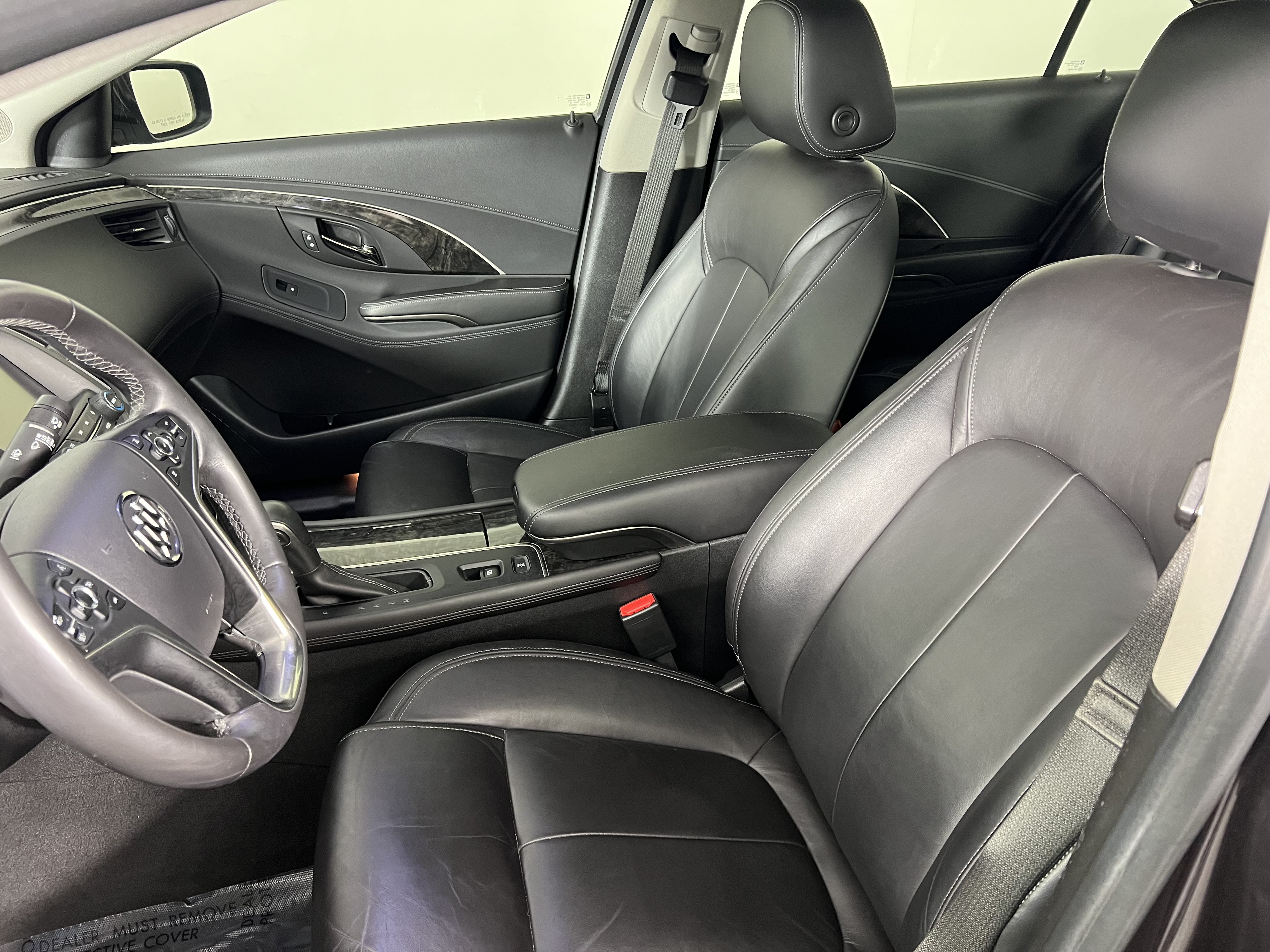 Used 2015 Buick LaCrosse Leather FWD image 16