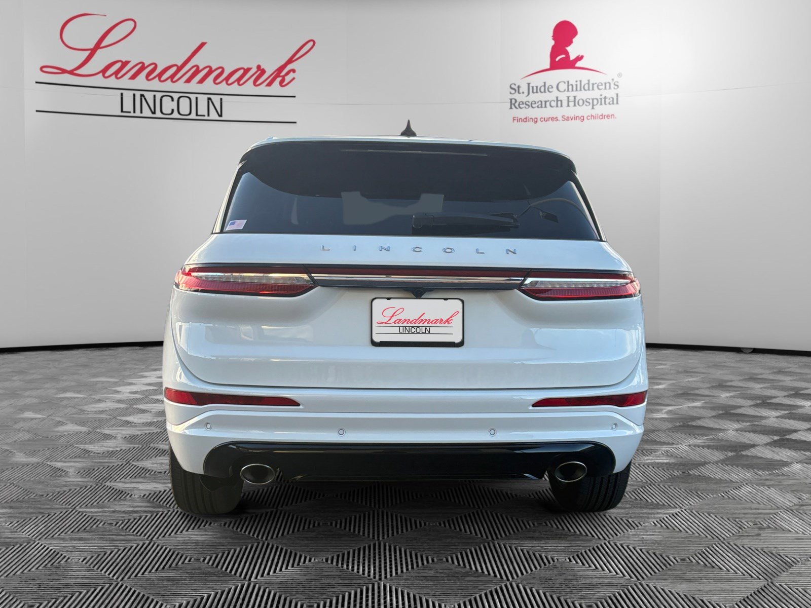 Certified 2024 Lincoln Corsair Grand Touring image 4