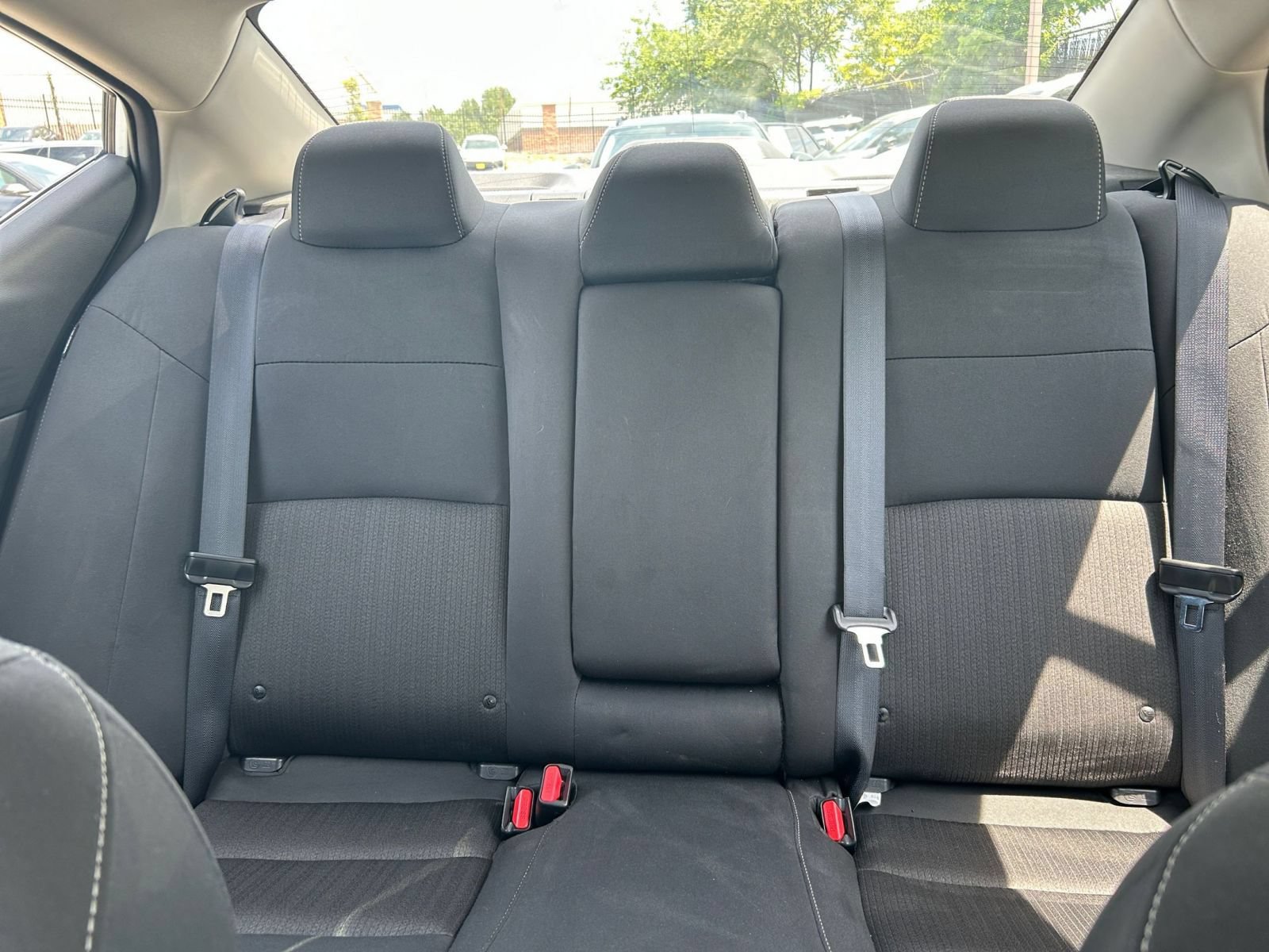 Used 2025 Nissan Altima 2.5 SV FWD image 33