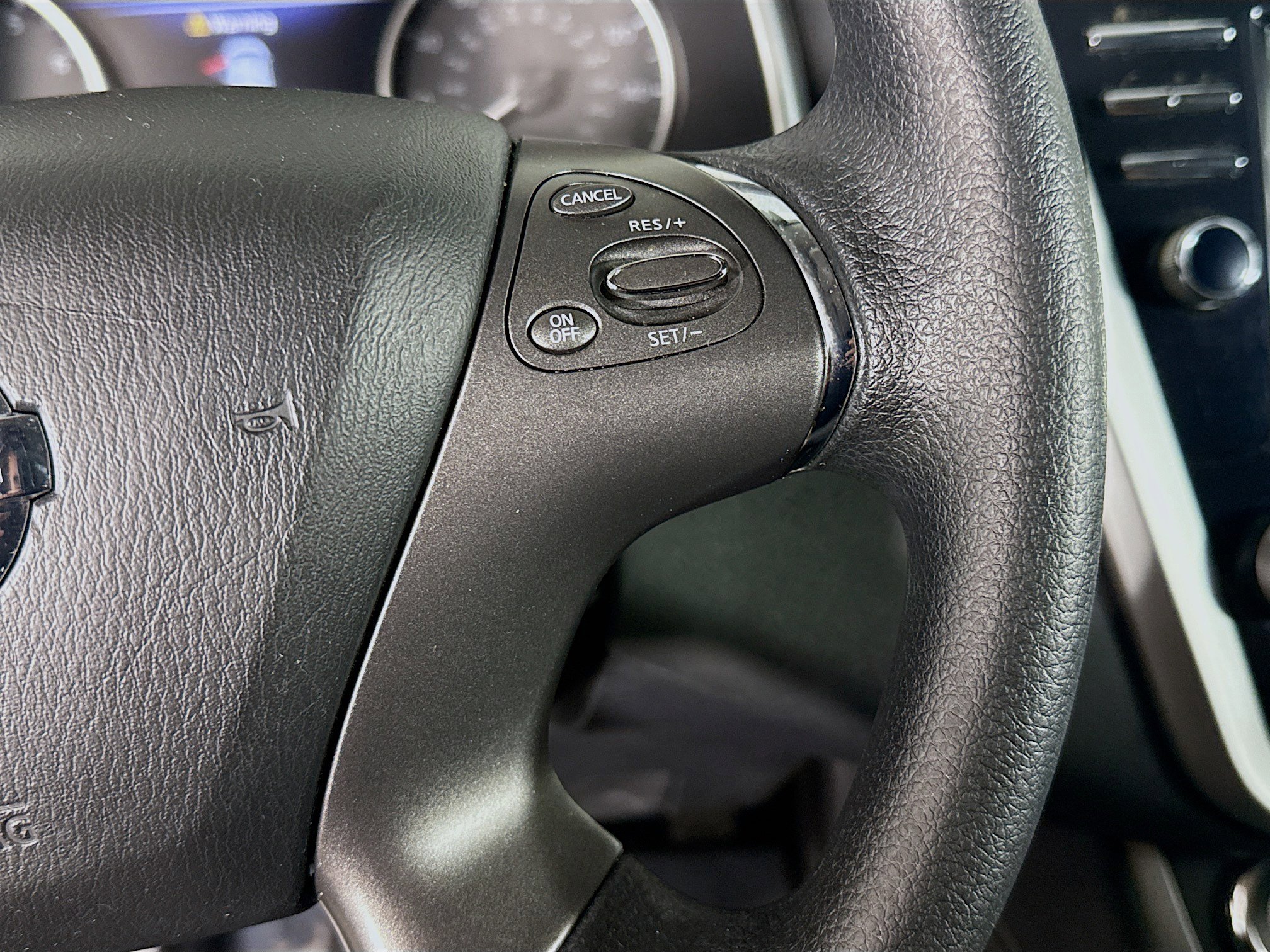 Used 2022 Nissan Murano S image 15