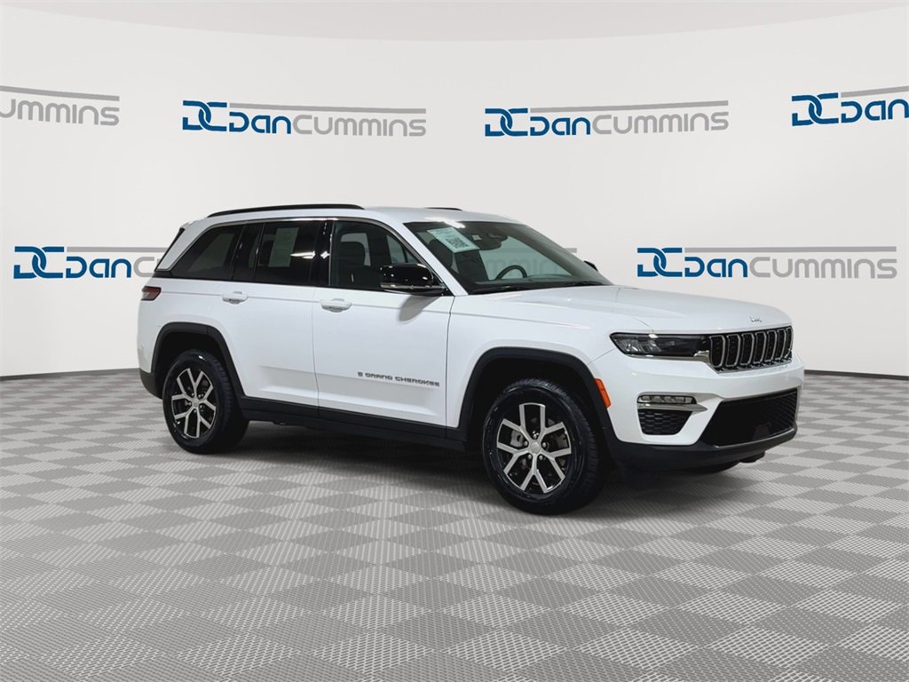 Used 2024 Jeep Grand Cherokee Limited image 2