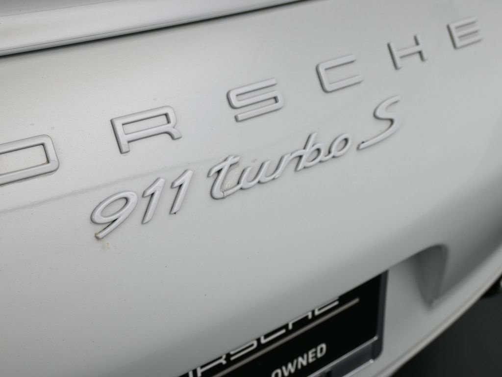 Used 2019 Porsche 911 Turbo S image 8