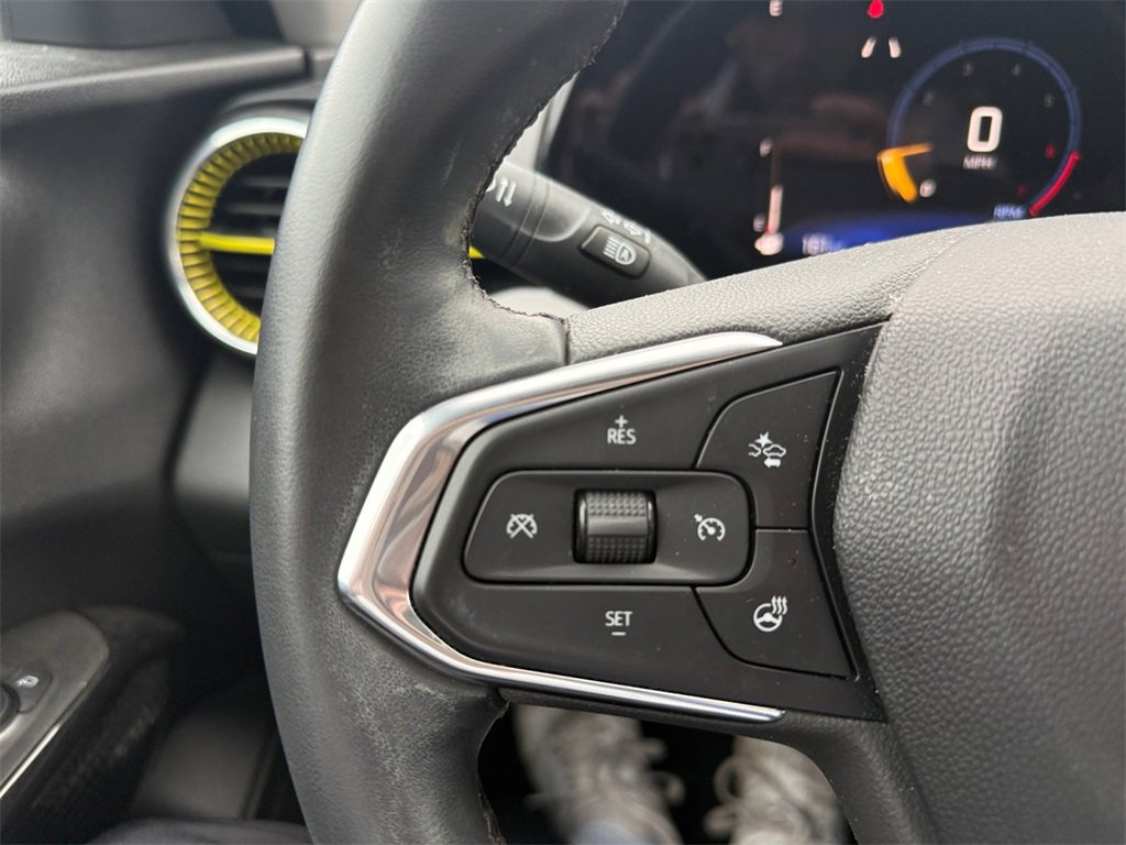 Used 2024 Chevrolet Trax ACTIV w/ Sunroof Package image 27