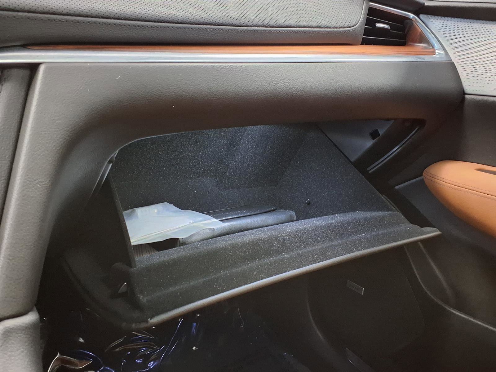 Used 2023 Cadillac XT5 Premium Luxury w/ Technology Package FWD image 29