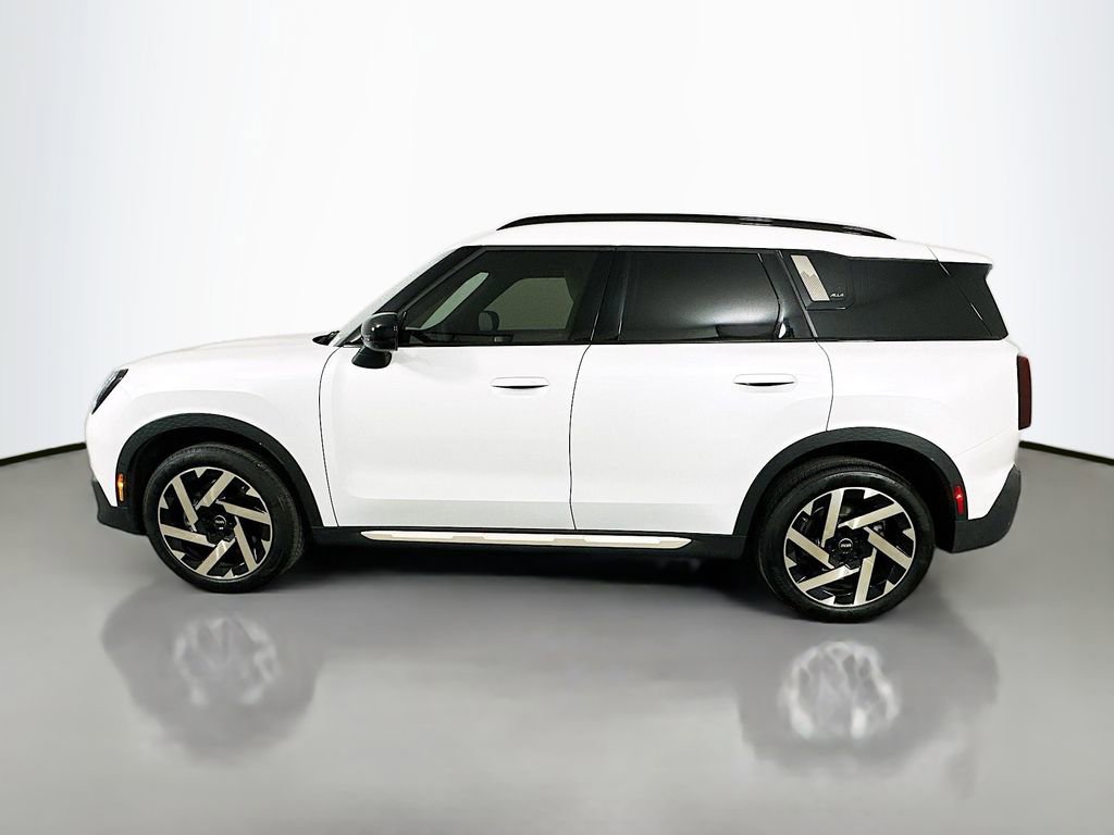 Certified 2025 MINI Cooper Countryman S image 8