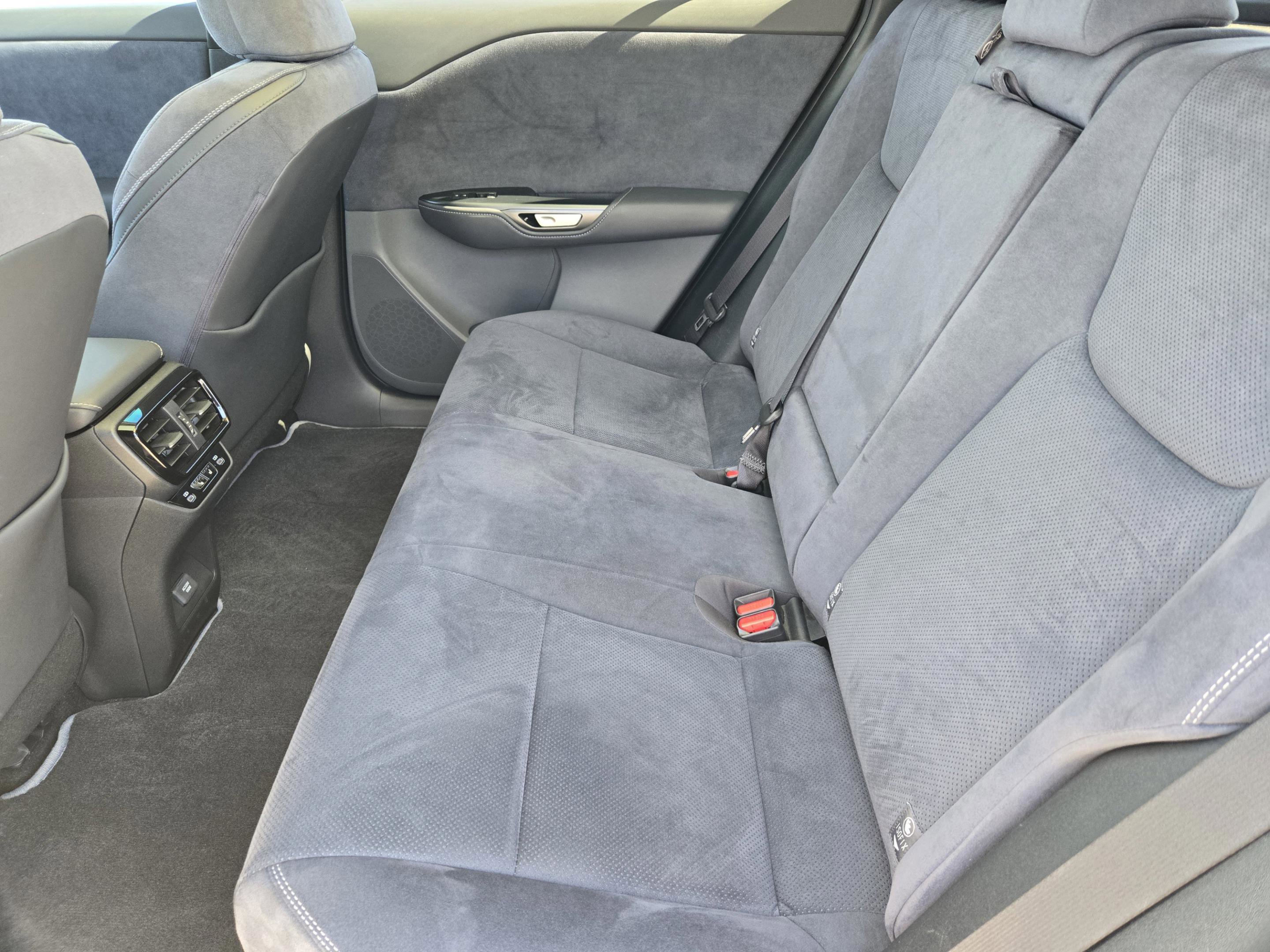 Used 2023 Lexus RZ 450e Premium w/ Accessory Package (Z1) image 25