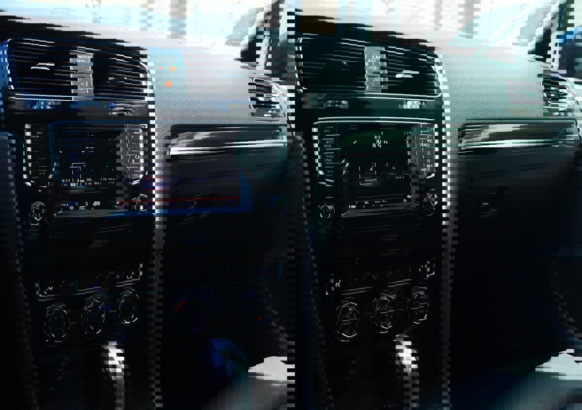 Used 2015 Volkswagen Golf SEL w/ Lighting Package (SEL) image 42