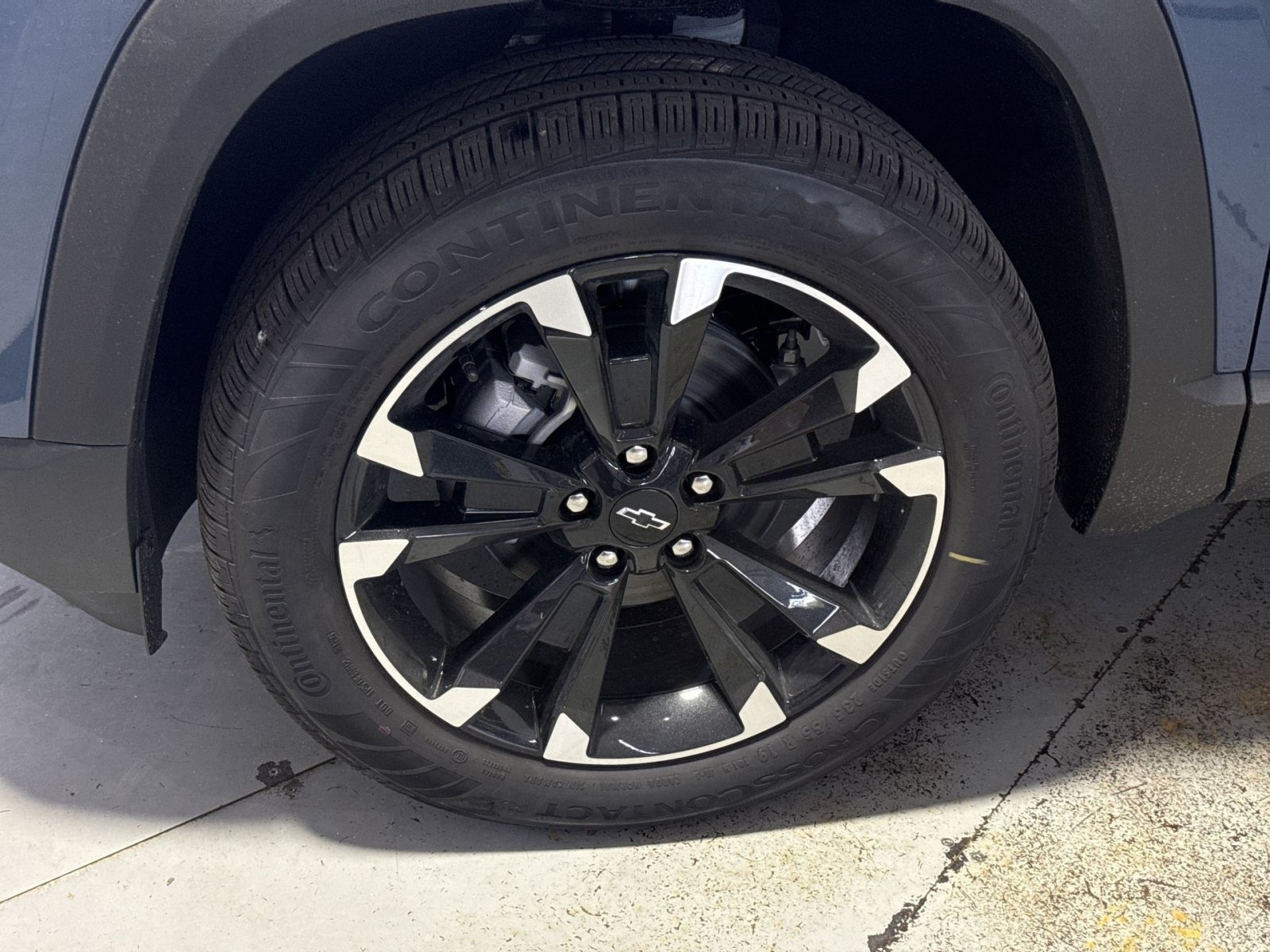 New 2027 Chevrolet Equinox RS FWD image 13