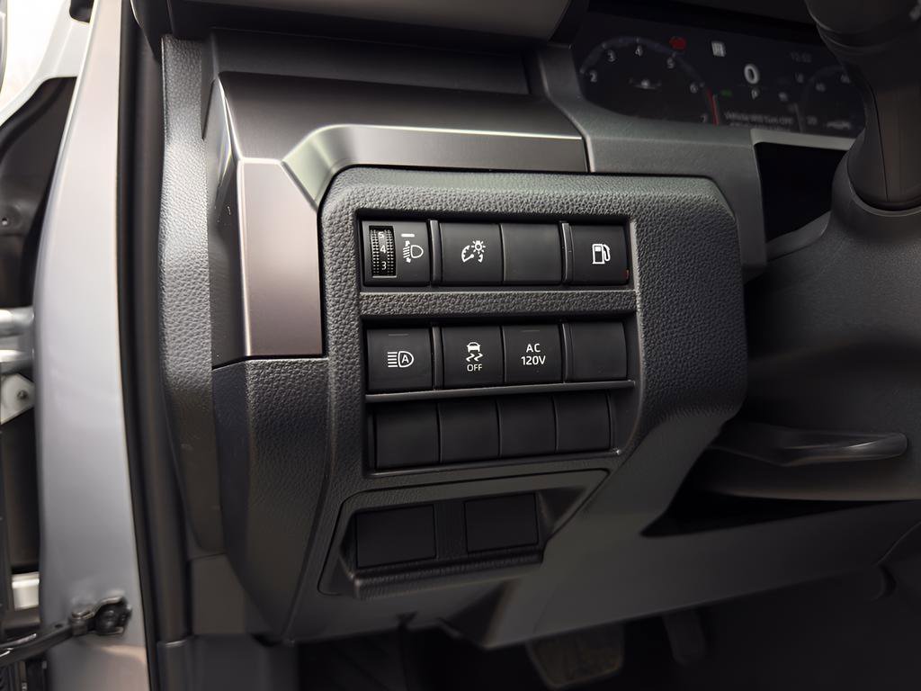 Used 2025 Toyota 4Runner TRD Off-Road image 25