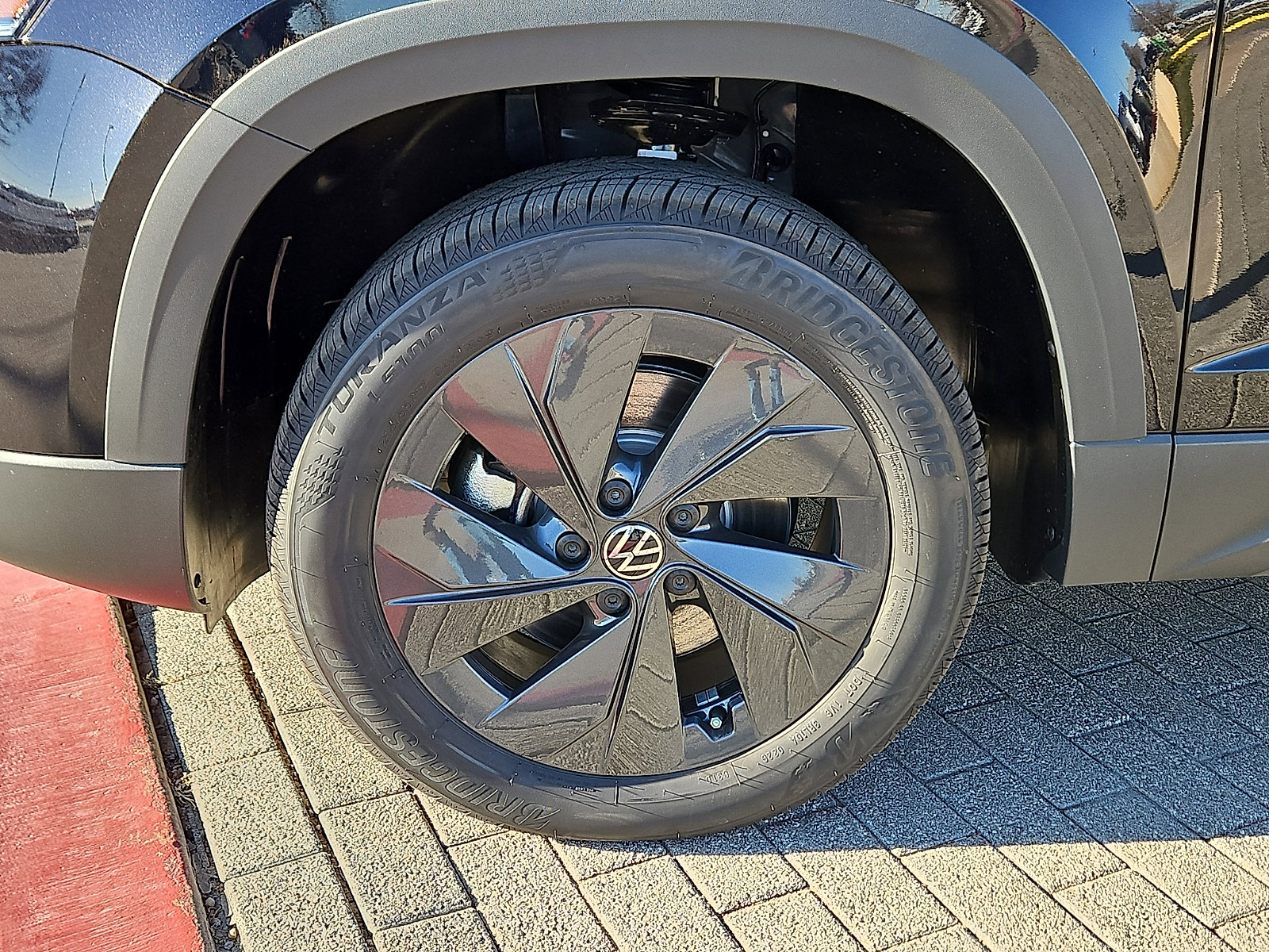 New 2026 Volkswagen Taos S image 6