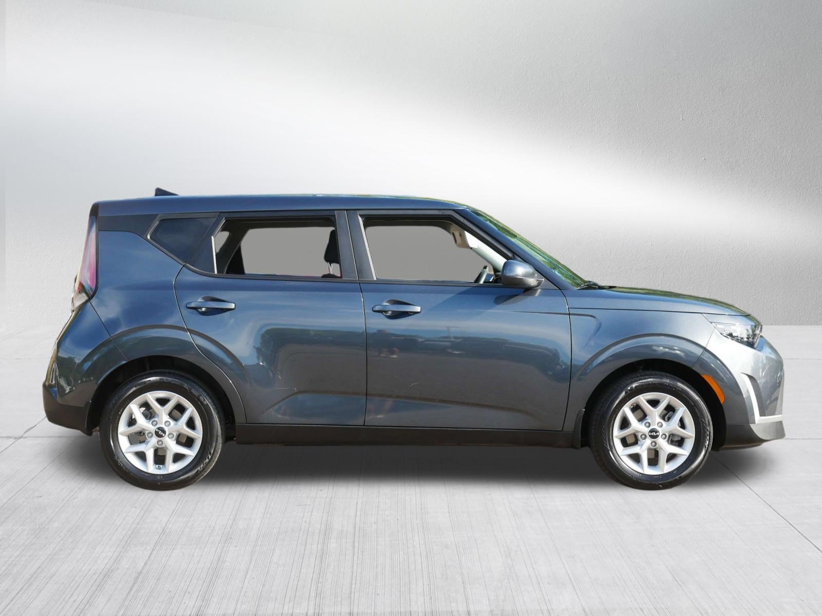 Certified 2024 Kia Soul LX w/ Option Group 015 FWD image 8