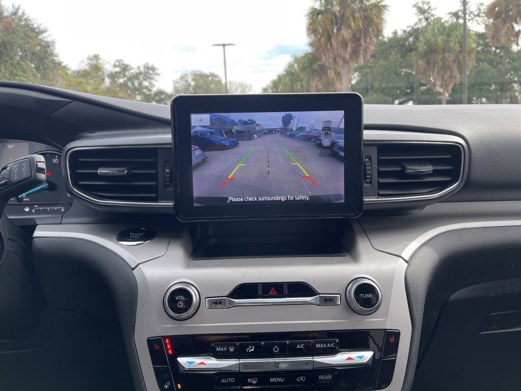 Used 2024 Ford Explorer XLT w/ Equipment Group 202A image 13