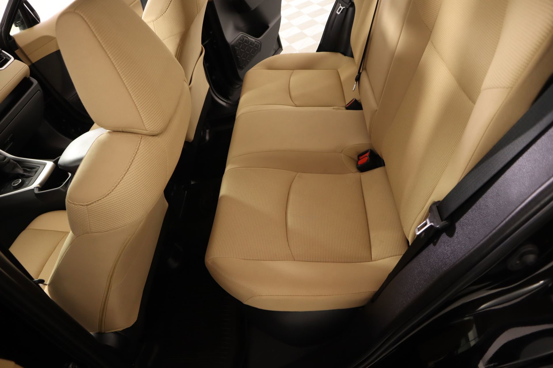 Used 2025 Toyota RAV4 LE image 11